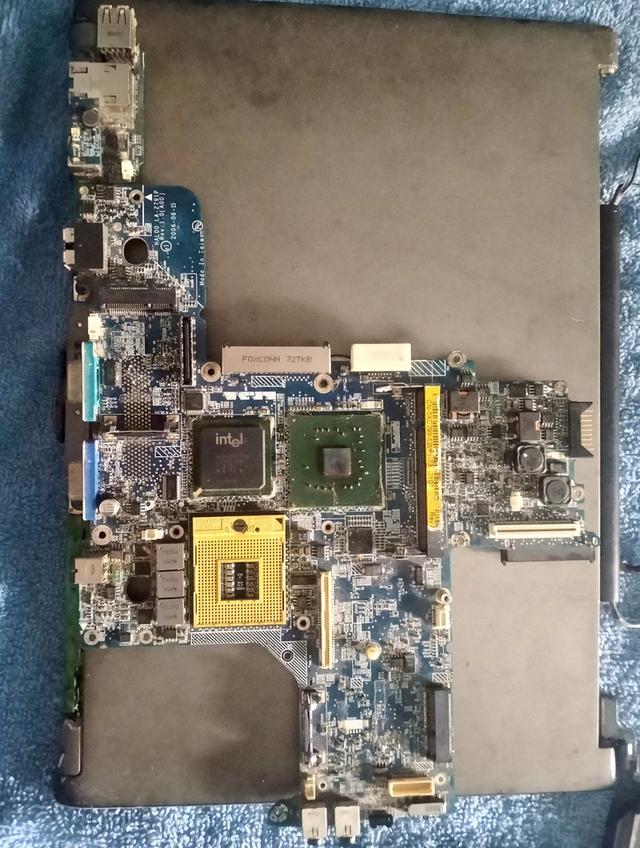 อะใหล่โน๊ตบุ๊ต dell latitude d620