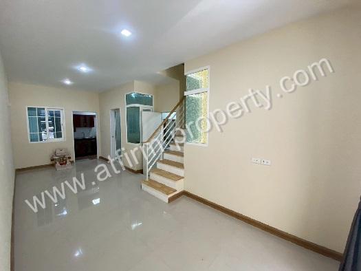 ขาย 3.3 ล้าน - ทาวน์เฮ้าส์ 2 ชั้น โครงการ Golden Town Bangkae 2 นอน 2 น้ำ 4