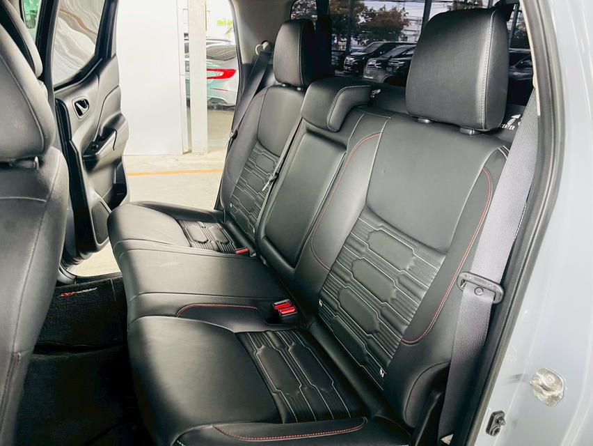 Nissan Navara Pro-4X 4WD Auto 2021 16