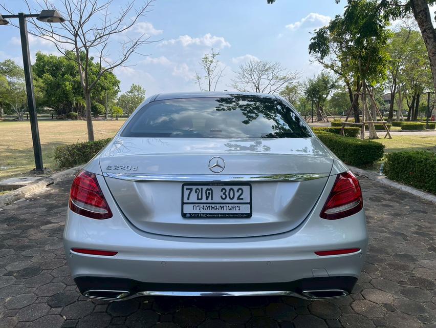 2017 Mercedes Benz E220d AMG ( W213 ) รูปที่ 5