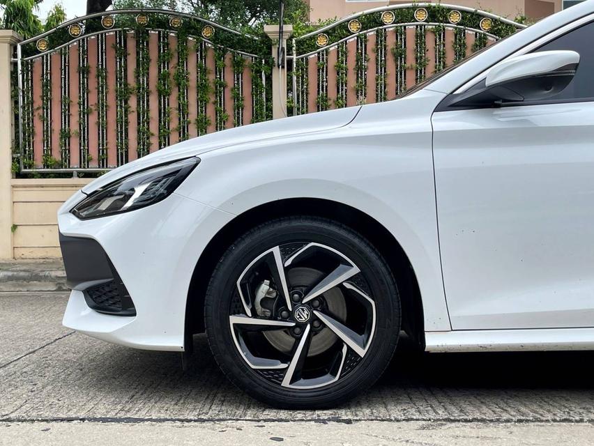 MG 5 1.5 X SUNROOF ปี 2022 9