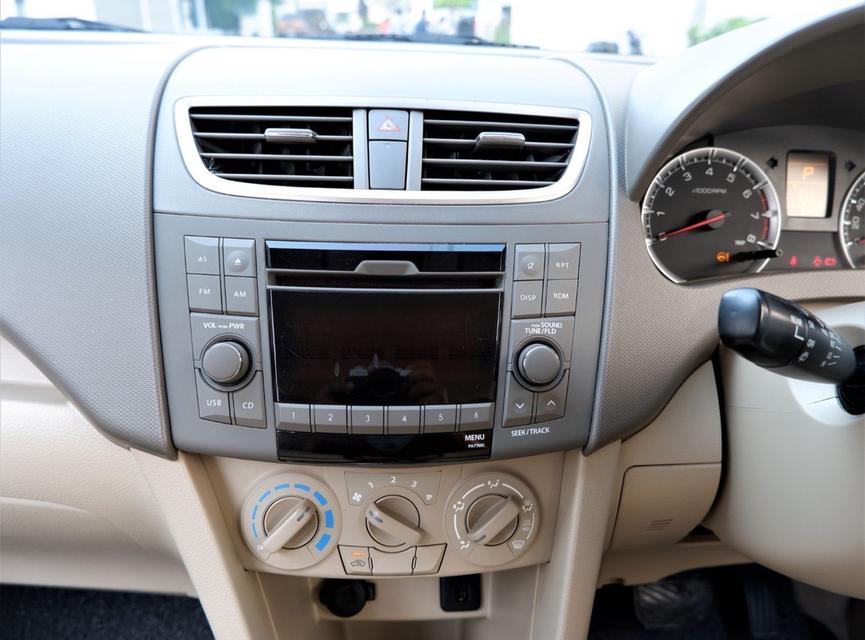 Suzuki Ertiga 1.4 GL ปี 2014 เกียร์ AT 10