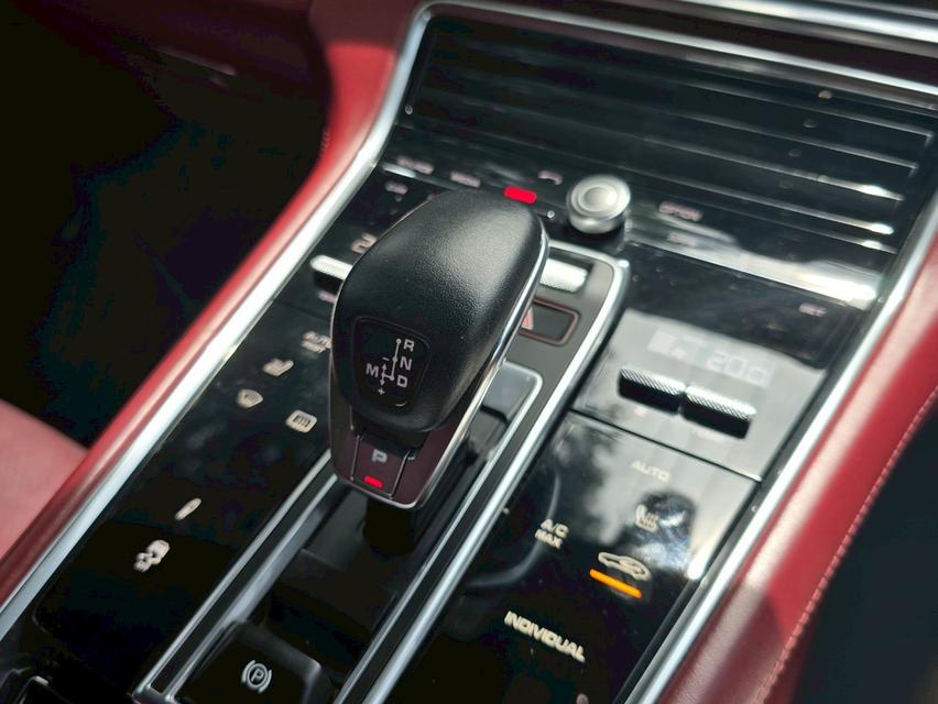 Panamera4 E hybrid 8