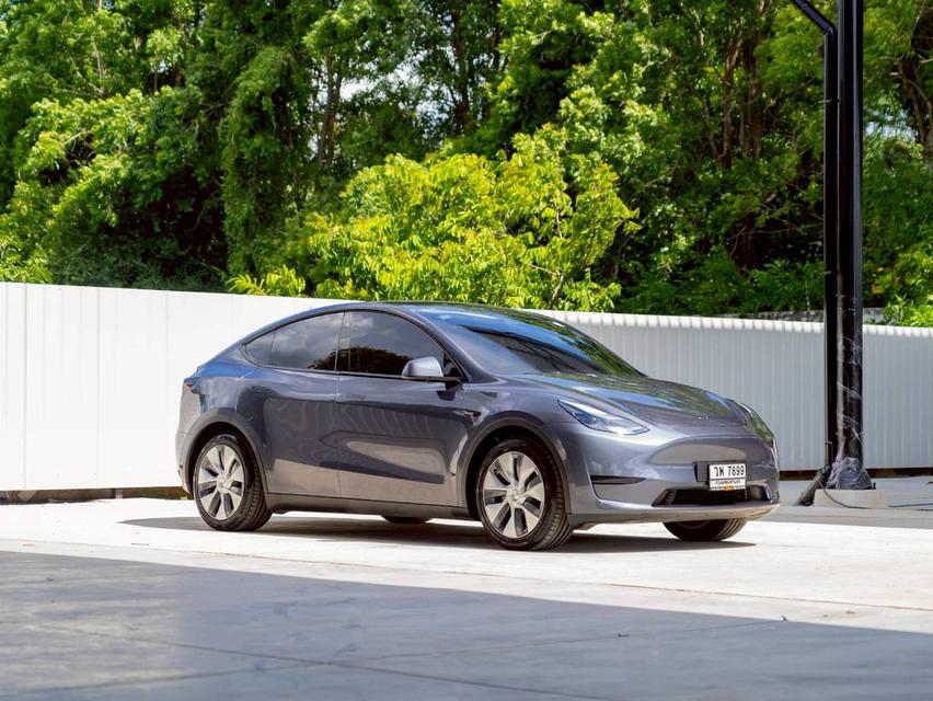 Tesla Model Y Rear-Wheel Drive ปี จด 2023