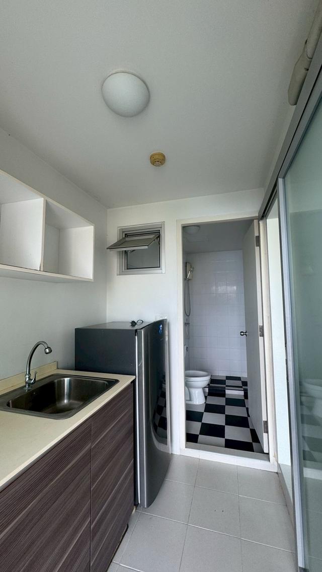 ให้เช่าดีคอนโด สาธุประดิษฐ์ 49 เพียงเดือนละ 8,500 บาท (F/F) 11