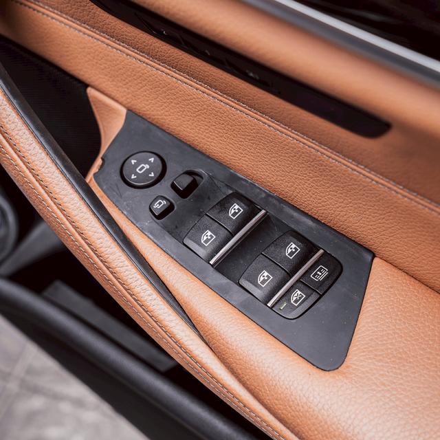 รหัสรถ 67GG6561 BMW 530i g30ปี2017 13