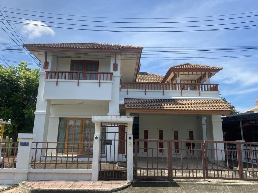 บ้านเดี่ยว ในหมู่บ้านลิฟวิ่งนาราคลอง4 ธัญบุรี 3