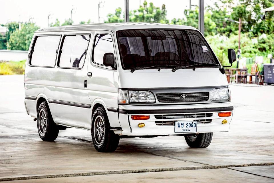 Toyota Hiace 2.4 ดีเซล MT ปี 1994 สีขาว