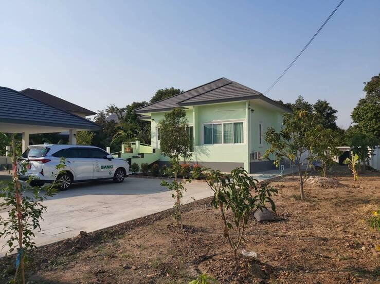 ให้เช่าบ้านสวนไทรม้าขนาด 200 ตรว มี 2 นอน 4 น้ำ  ห้องโถง ครัว พร้อมสวน 1