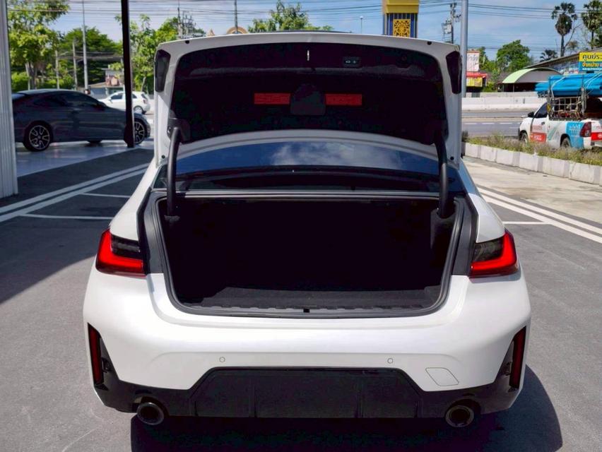 รหัสรถ KPV1100 🚘 BMW 330e M Sport LCI ปี 2023 (LCI Facelift) 19