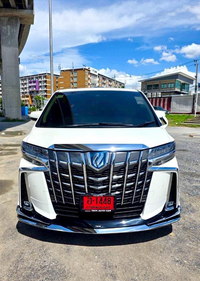 Toyota ALPHARD SRC E-Four สีขาว ปี 2019 ไมล์ 60,000 กม.