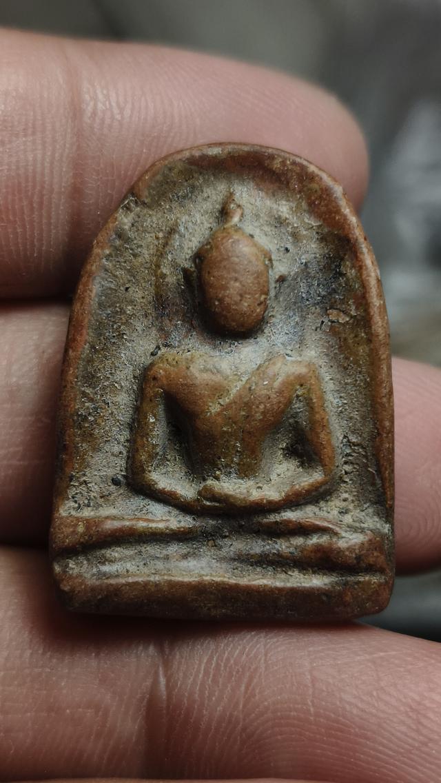 พระซุ้มกอไม่มีกนกเเนื้อสวยมวลสารชัด สวยงามน่าเก็บค่ะ 2