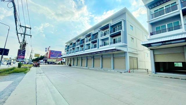 ใกล้ ตลาดชัชวาล คลอง7อาคารพาณิชย์ 2 คูหา 3.5 ชั้น ชุมชนคลอง 7 2 นอน 2 น้ำ 800ม.ขนาด 48 ตร.ว. 590ตร.ม. ห้องหัวมุม ลำลูกกา 5