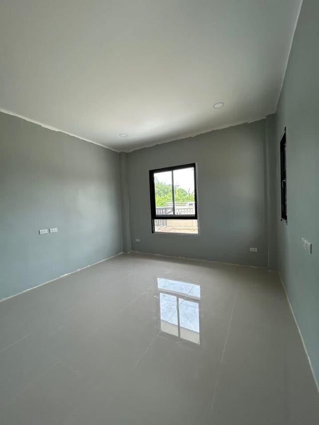 ขายบ้านจังหวัดนครปฐม อำเภอกำแพงแสน เนื้อที่110ตรว. ขนาด3ห้องนอน 2ห้องน้ำ ให้ที่ดินเยอะ ทำเลทอง ขายถูกที่สุดในย่านนี้  4