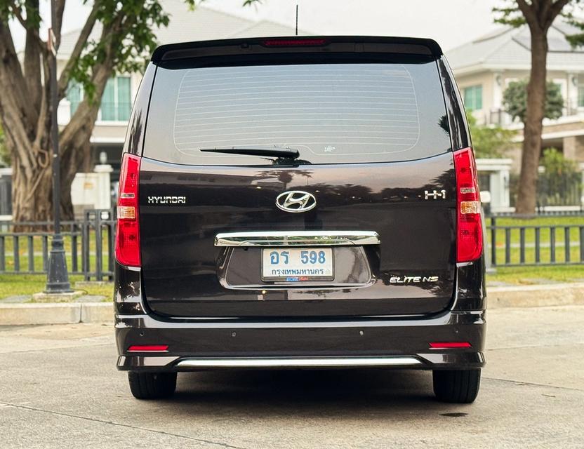 รหัสรถ AVA598 📌 🇰🇷 Hyundai H1 Elite NS ปี 2023 แท้ ใช้น้อย 5 หมื่นโล รูปที่ 4