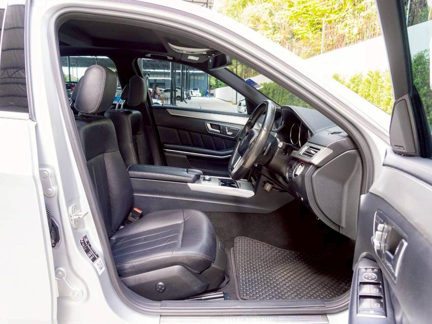 Mercedes-Benz E300 2.1 AMG Bluetec Hybrid (W212) ปี 2014 13