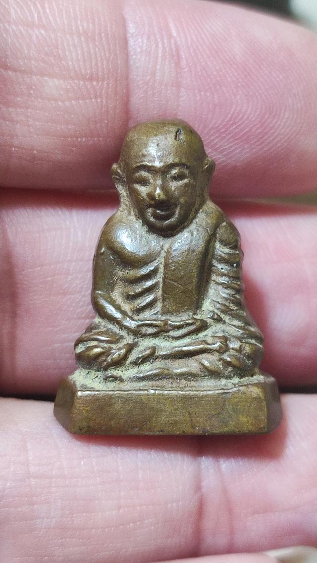 พระเครื่องเนื้อเก่า พระบ้าน