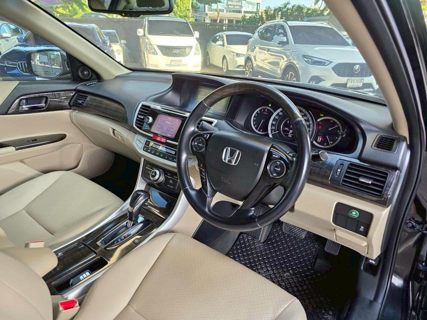 Honda Accord 2.0El ปี14 11