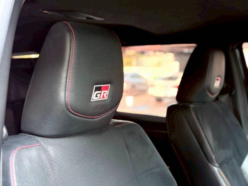 รหัสรถ PR9758 Toyota Fortuner 2.8 GR Sport 4WD Black Top ปี 2022 รูปที่ 13