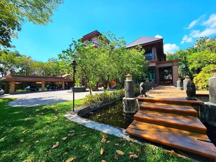 ขายคฤหาสน์หรู ในตัวเมืองศรีราชา ชลบุรี 13