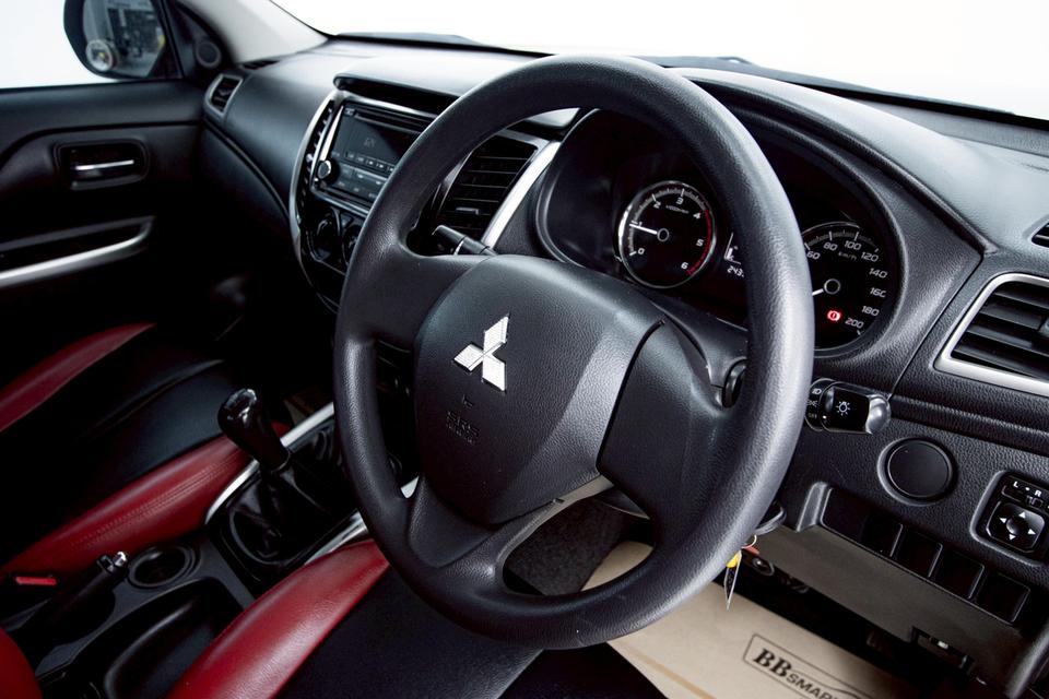 MITSUBISHI TRITON 2.4 GLX CAB PLUS 2019  7