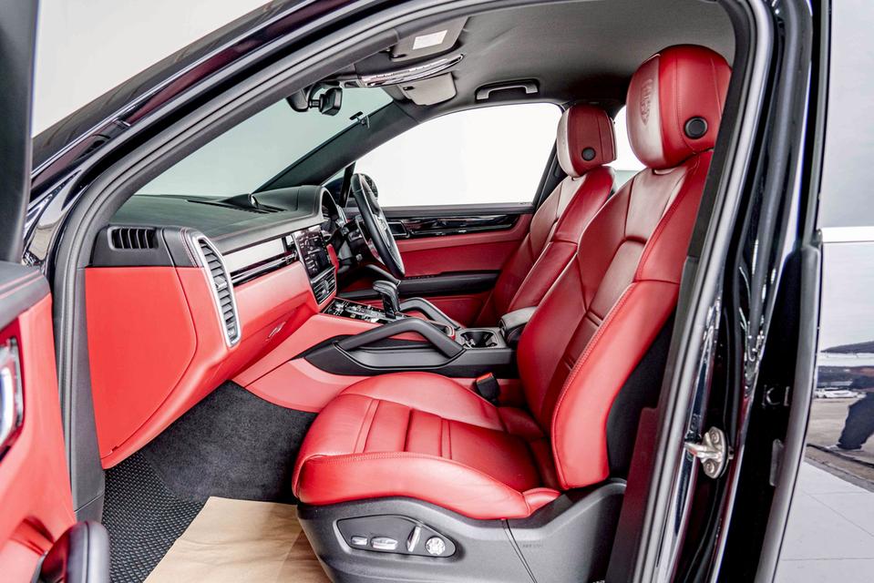 CAYENNE 3.0 E-HYBRID
