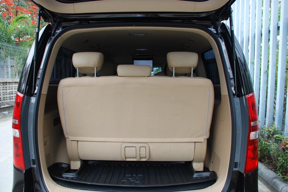 HYUNDAI  8