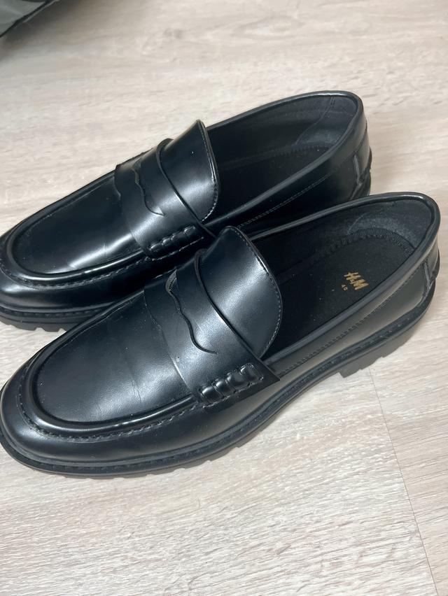 รองเท้า Loafers H&M สีดำ