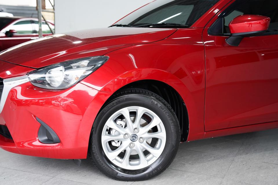 MAZDA 2 1.5 XD SPORT HIGHT AT ปี 2015 จด 2015 สีแดง 2