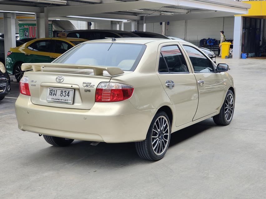 Toyota Vios 1.5 J LPG AT