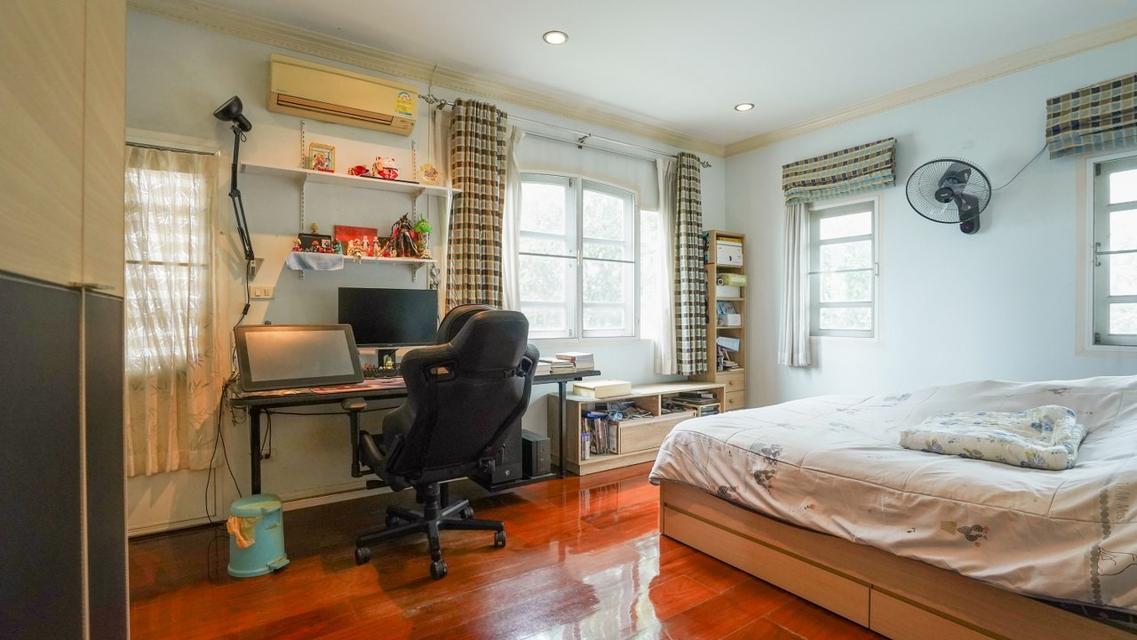 ขายบ้านเดี่ยวมือสองกรุงเทพฯ 3 ชั้น โครงการ กฤษดานคร20 (Kristsda Nakhon 20) ปิ่นเกล้า หน้าบ้านไม่ชนใครพร้อมวิวเลค 18