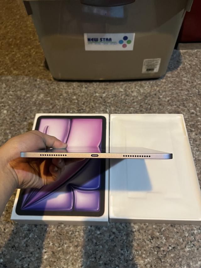 ขายiPadAir6 M2 สีPurple 128กิ๊กสูนTrueมีกล่องไร้รอยตกใช้งานดีถูกๆ รูปที่ 4