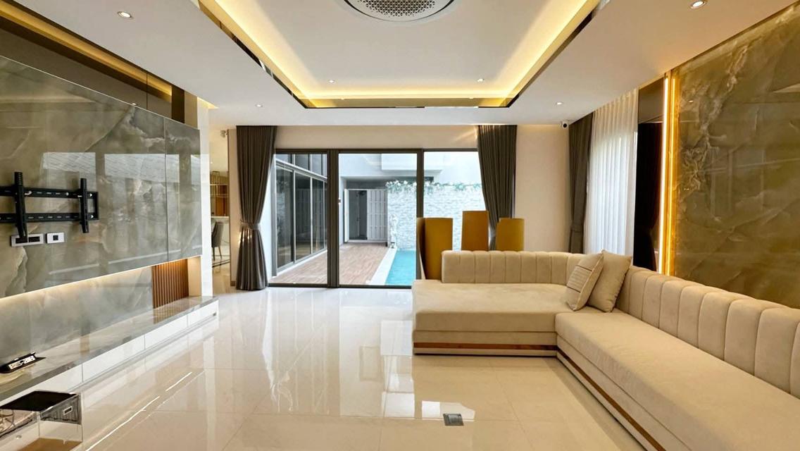 ขายบ้านหรู รามอินทรา 61 พร้อมสระว่ายนำ้ในตัว 10
