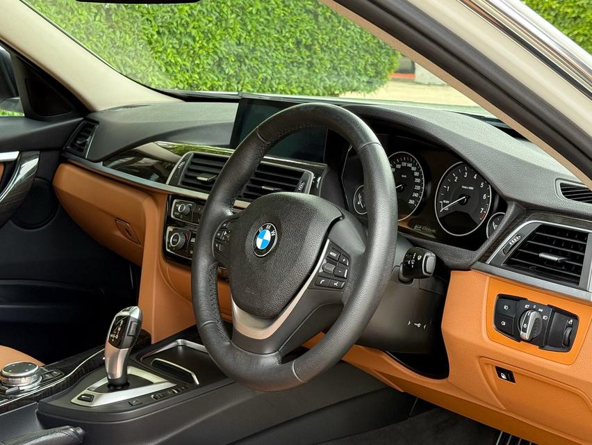 2018 BMW 330e LCI รถมือเดียวออกป้ายแดง รถวิ่งน้อยเพียง 90,000 กม ประวัติศูนย์ครบ รถไม่เคยมีอุบัติเหตุครับ 10