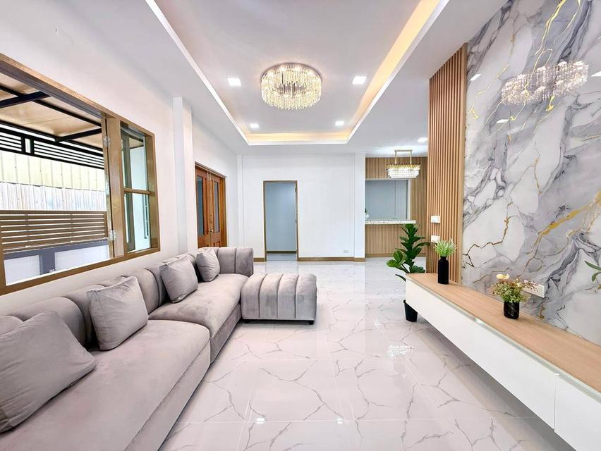 บ้านเดี่ยวรีโนเวทใหม่ 54 ตร.ว. มีนบุรี 4 ห้องนอน ฟรีโอน! 4