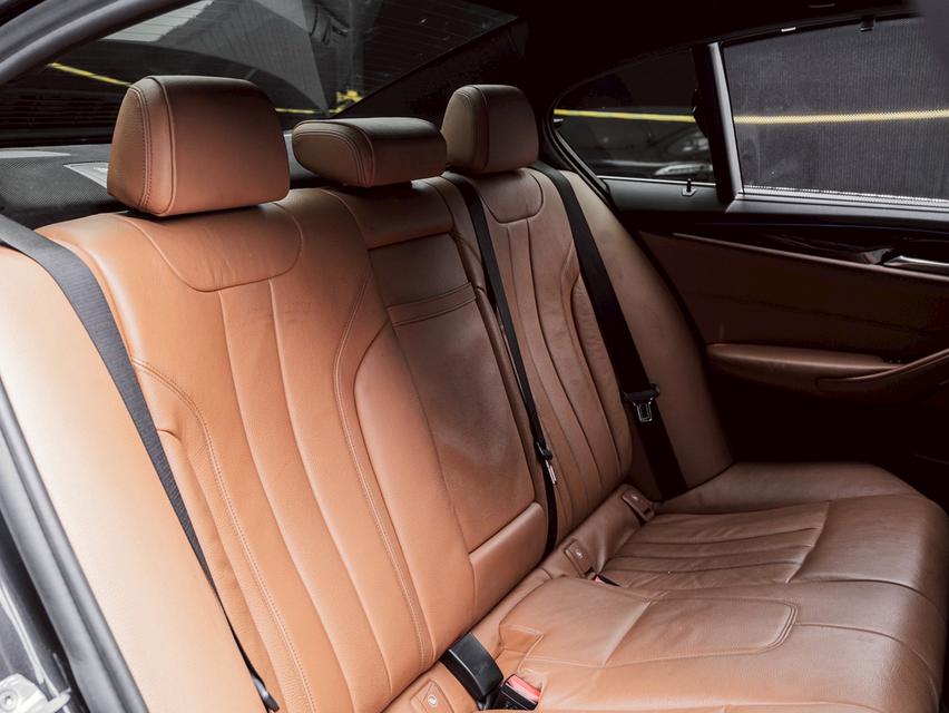 รหัสรถ 67GG6561 BMW 530i g30 ปี2017 น้ำมันล้วน 13