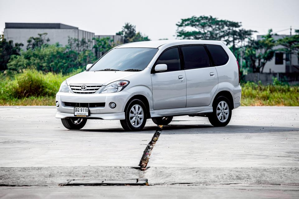 Toyota Avanza 1.3E ปี 2005  Auto สวยเดิม หายาก สภาพดี