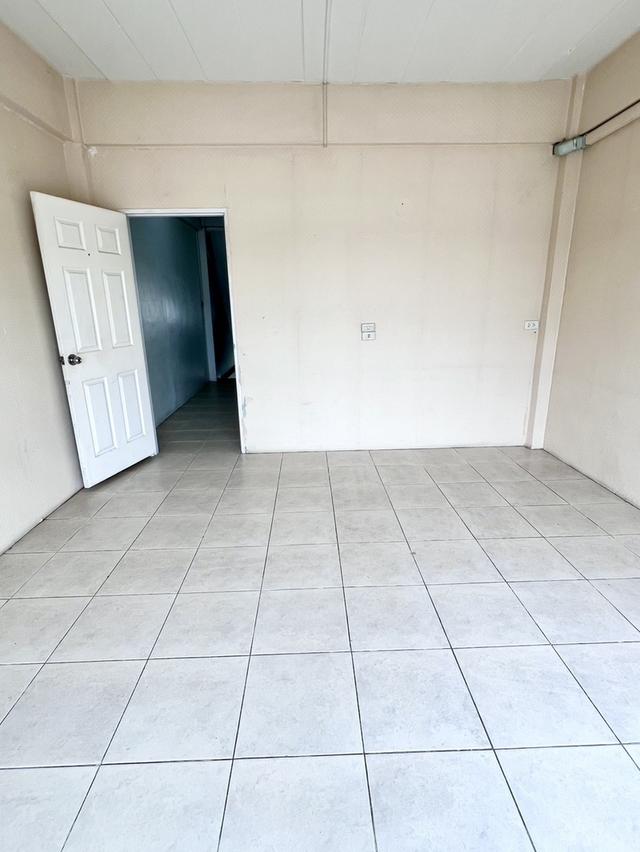 อาคารพาณิชย์ ประชาอุทิศ 90 16