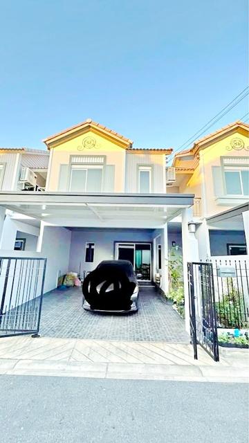 ตลาดนัดจตุจักรชลบุรี 1.4 กม.ให้เช่าบ้านทาวน์โฮม ฟังก์ชัน 3 นอน 3 น้ำ สุขุมวิท บางแสน ใกล้แลนด์มาร์กเมืองชลบุรี 1