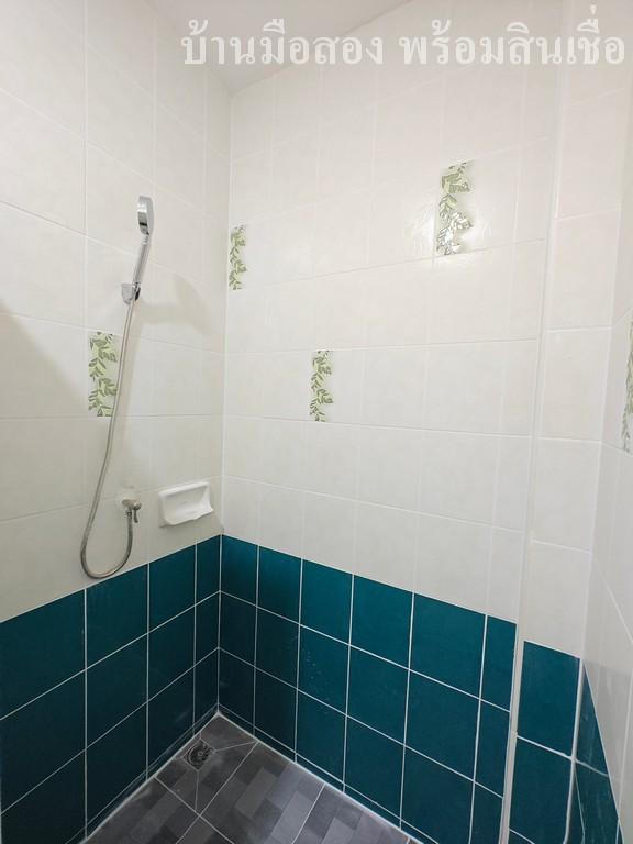 หมู่บ้านอู่ทองเพลส5 คลอง3 เปียร์นนท์ 6