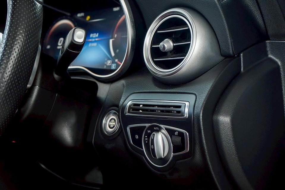 Mercedes-Benz C220d 2.0 AMG Dynamic W205 AT 2022 รูปที่ 14