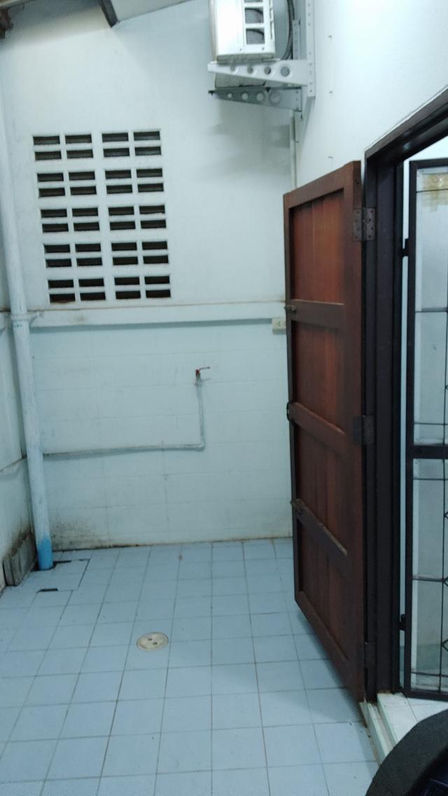 ขายทาวน์เฮาส์ ใจกลางนิคม 304 ปราจีนบุรี 5