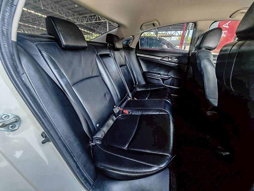 ขาย HONDA CIVIC 1.8 EL โฉม FC ปี 2017 เลขไมล์ 160,000 กม. 10
