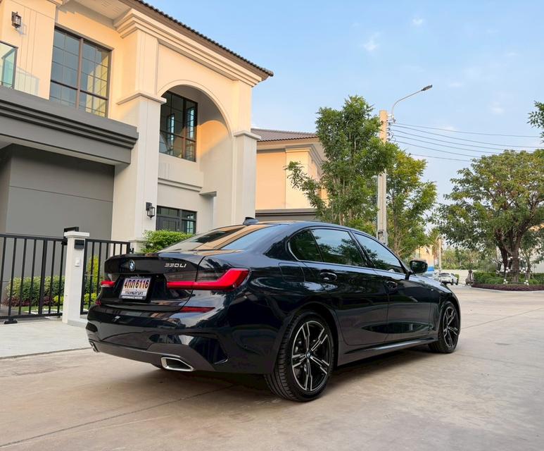 BMW 330Li M Sport ปี 2022Mileage 50,000 Km. (สี Carbon black ดำประกายน้ำเงิน) รูปที่ 2