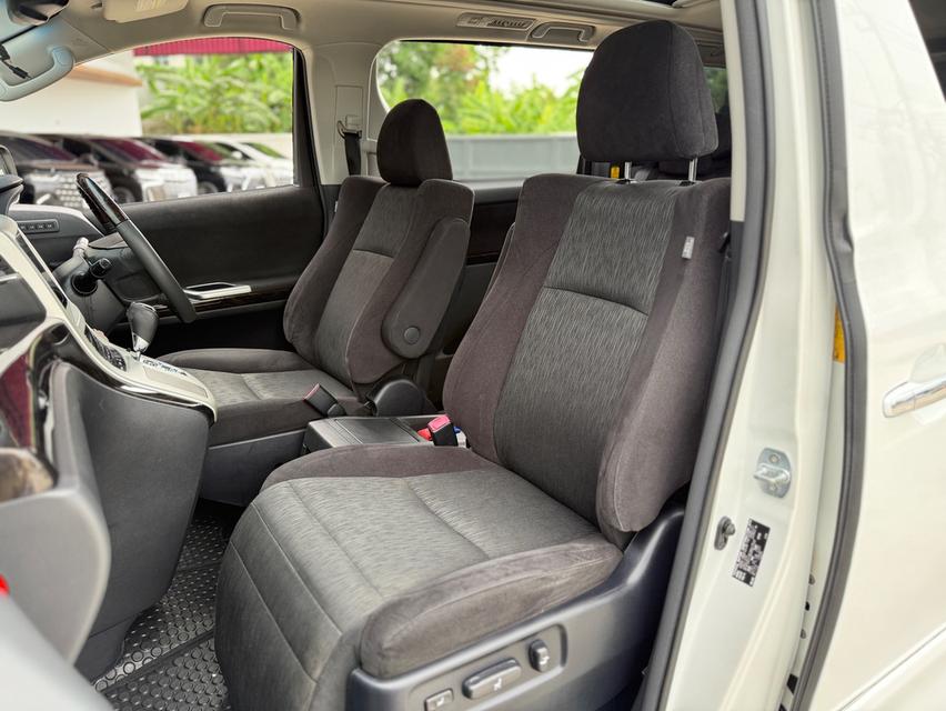 TOYOTA VELLFIRE 2.4 ZG EDITION 2013  11