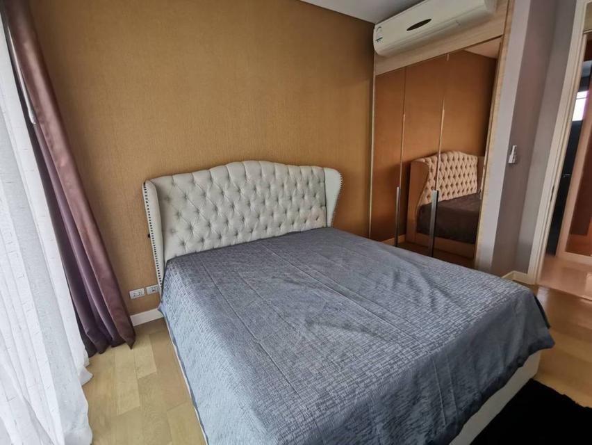 Sale/Rent  Reflection Jomtien beach Pattaya 2 bedroom sea view 2 bathroom  1 stories room 1 kitchen  Size 117 sqm.  Building B, Floor 2nd 9