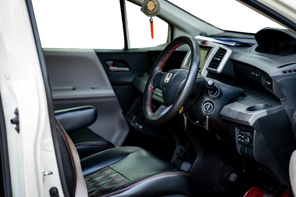 HONDA FEED 1.5 2011 6