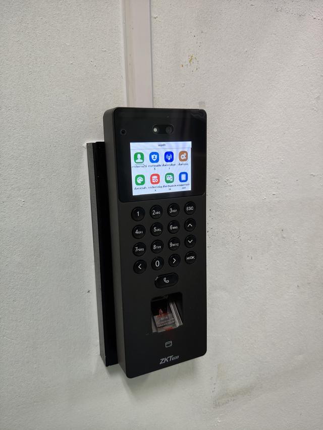 เครื่องสแกนลายนิ้วมือ