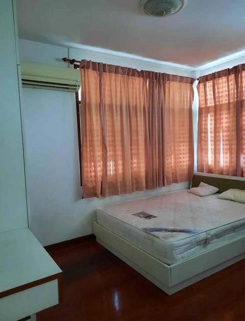 ให้เช่า บ้านเดี่ยว หมู่บ้านอยู่เจริญ 542 ซอยประชาราษฎร์บำเพ็ญ 24 ใกล้สนง.เขตห้วยขวาง เหมาะอยู่อาศัย เดินทางสะดวก 10