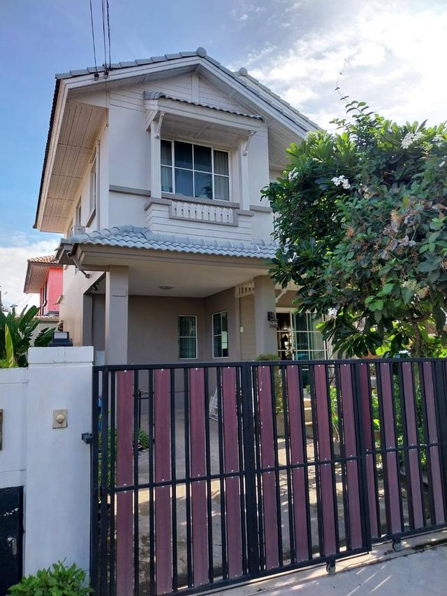 • บ้านเดี่ยวสองชั้น เนื้อที่ 60.2 ตรว.พร้อมอยู่ (เนื้อที่ใข้สอย 142 ตรม.) 3